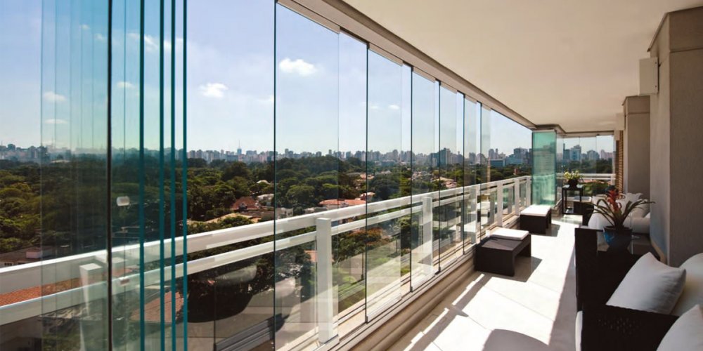 Şeffaf ve Renkli Cam Balkon Çeşitlerimiz